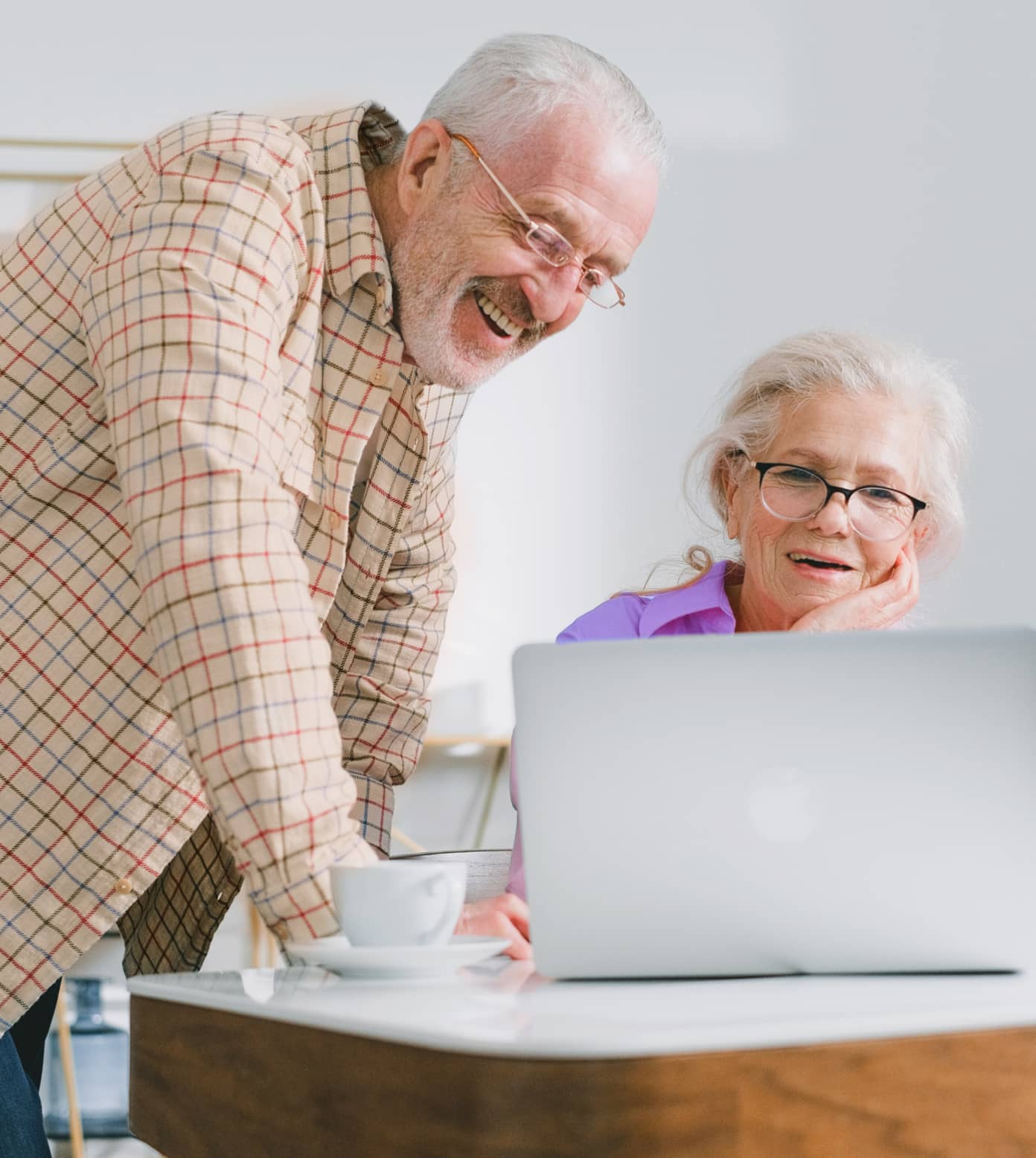 Best Elder Care For Your Loved Ones Seniors Watching Computer - ElderlyCare X Webflow Template